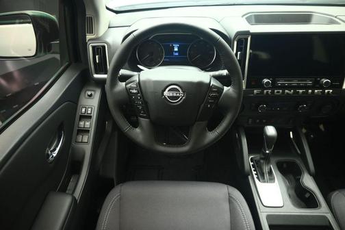 Glacier White 2026 Nissan Frontier SV