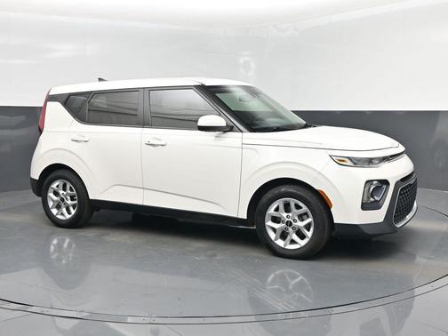 2022 Kia Soul S