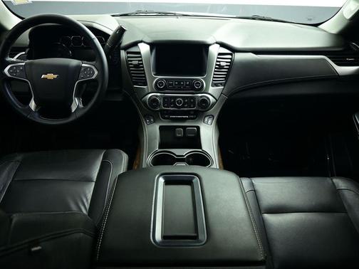 2020 Chevrolet Suburban LT