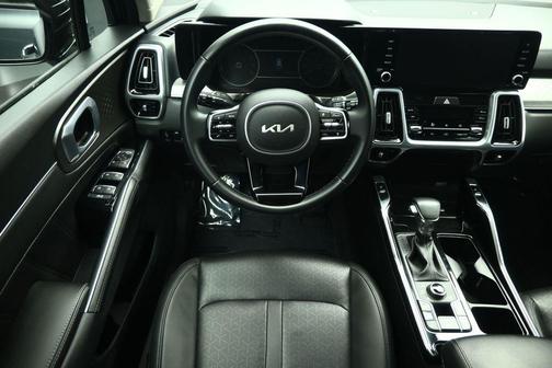 Gravity Grey 2022 Kia Sorento SX