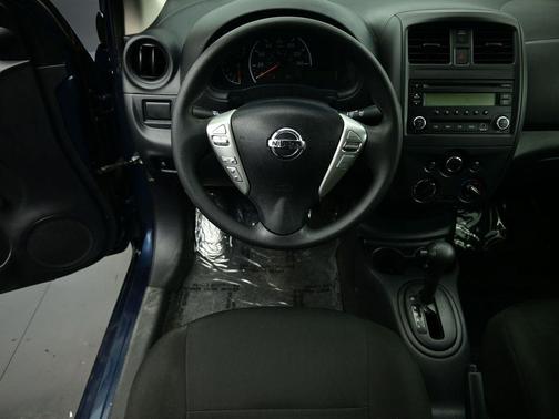2015 Nissan Versa 1.6 S+