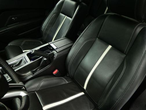 2013 Ford Mustang GT Premium