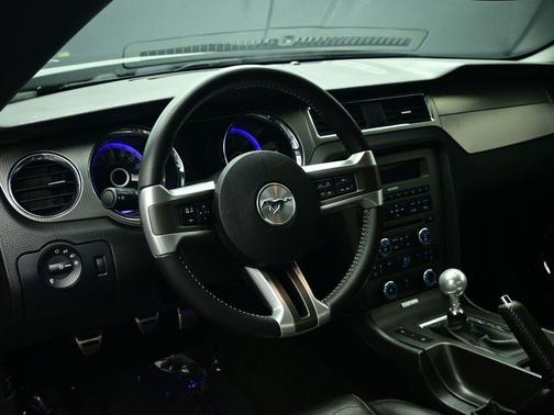 2013 Ford Mustang GT Premium