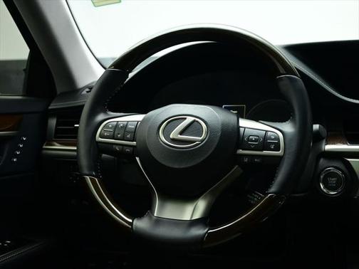 2016 Lexus ES 350 Base
