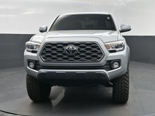 Cement 2020 Toyota Tacoma TRD Off Road