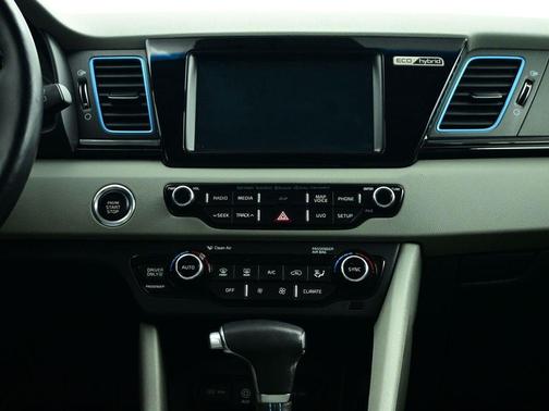 2017 Kia Niro Touring