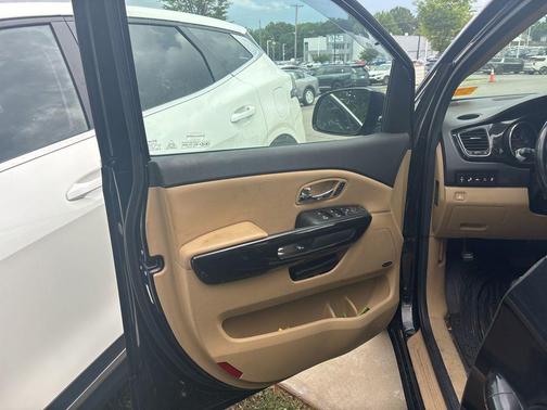 Aurora Black 2017 Kia Sedona SX