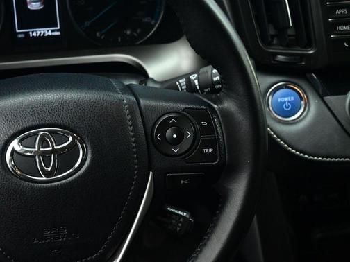 2016 Toyota RAV4 Hybrid SE