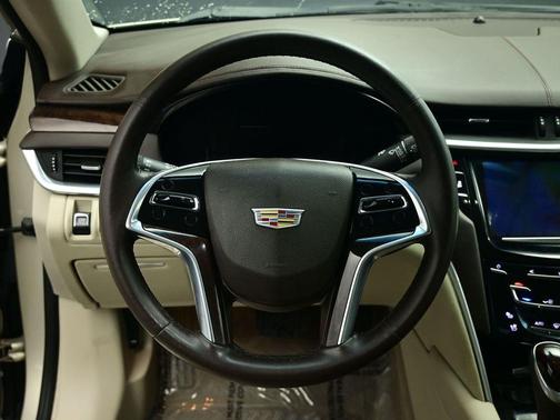 2016 Cadillac XTS Luxury