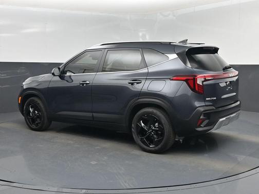 Gravity Gray 2026 Kia Seltos EX