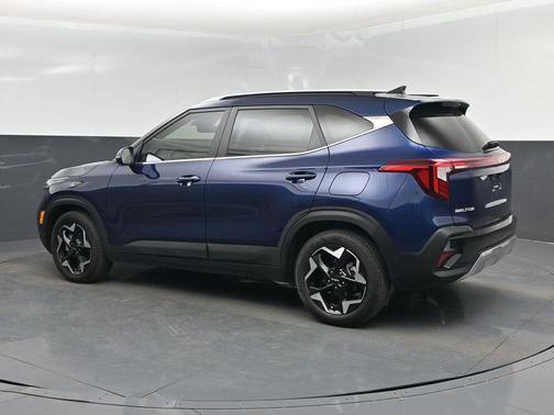 Dark Ocean Blue 2025 Kia Seltos EX
