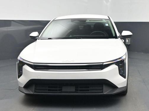 Snow White Pearl 2025 Kia K4 LX