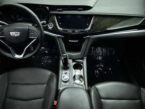 2020 Cadillac XT6 Premium Luxury FWD