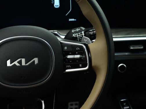 2025 Kia Sorento SX