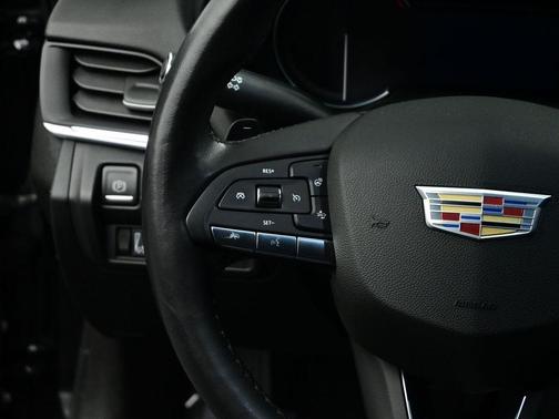 2023 Cadillac CT4 Luxury