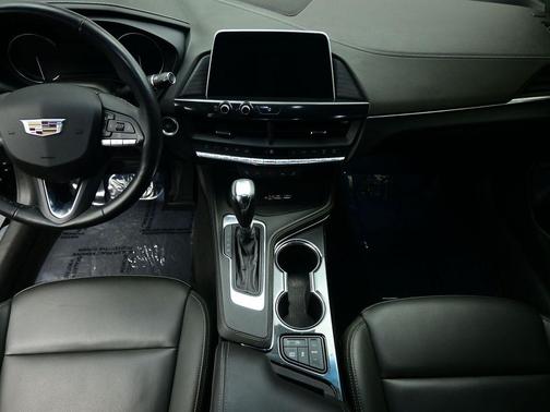 2023 Cadillac CT4 Luxury