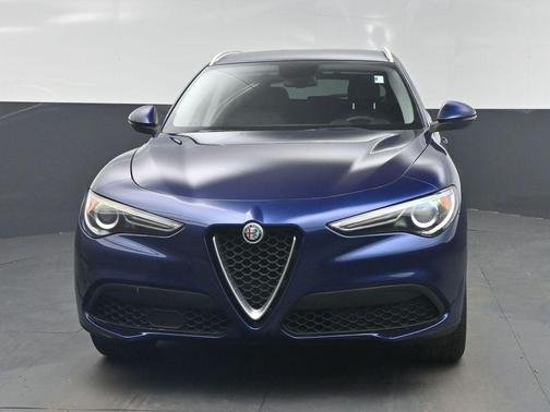 2018 Alfa Romeo Stelvio Base