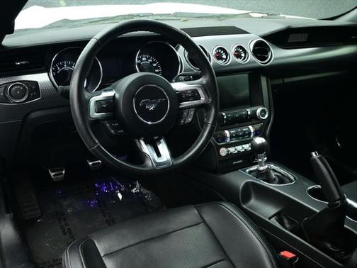 2017 Ford Mustang GT Premium