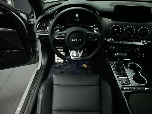 2022 Kia Stinger GT-Line