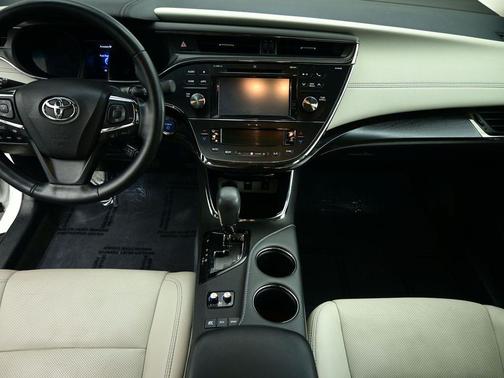 2017 Toyota Avalon Hybrid Limited