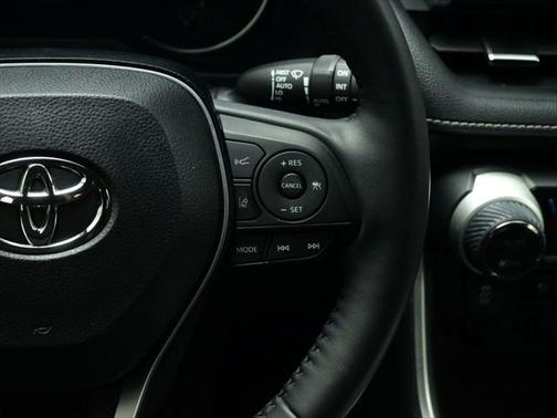 2020 Toyota RAV4 Limited