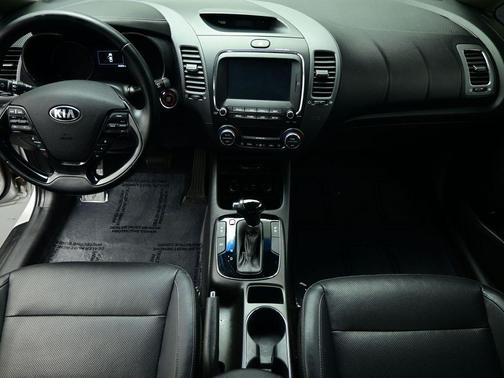 2017 Kia Forte EX