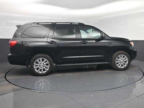 2017 Toyota Sequoia Platinum