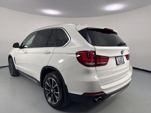 Alpine White 2017 BMW X5 xDrive35i