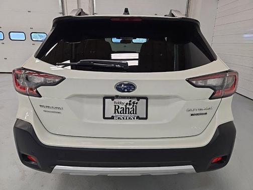 2023 Subaru Outback Touring