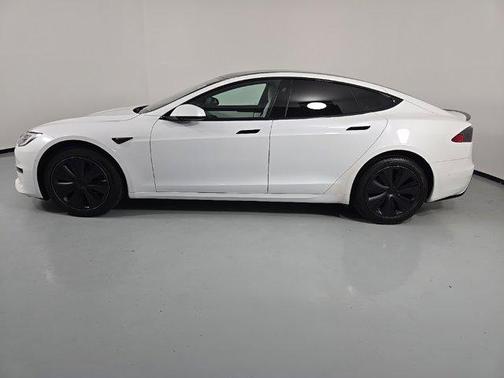 2022 Tesla Model S Plaid