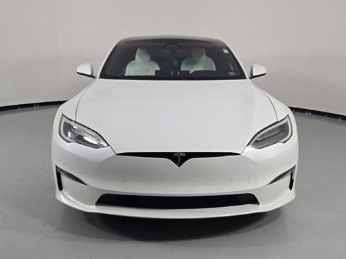 2022 Tesla Model S Plaid
