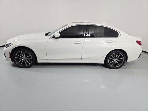 2021 BMW 330 xDrive