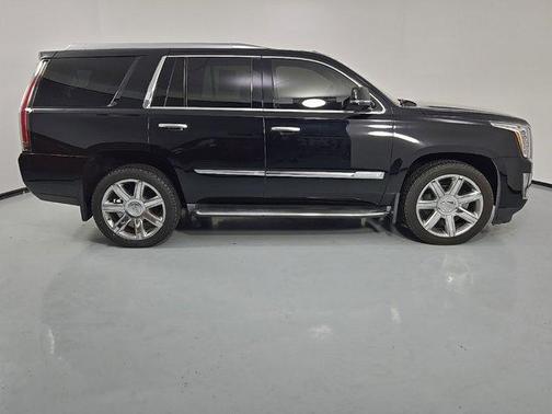 2016 Cadillac Escalade Luxury