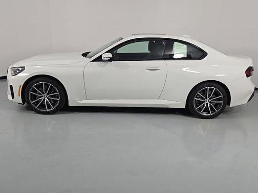 2024 BMW 230 i xDrive
