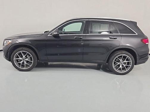 2022 Mercedes-Benz GLC 300 4MATIC