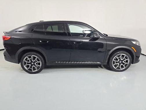 2025 BMW X2 xDrive28i
