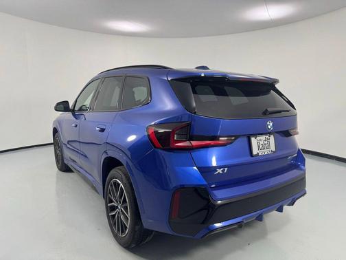 Portimao Blue Metallic 2025 BMW X1 xDrive28i