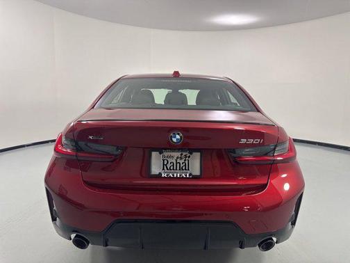Vegas Red Metallic 2026 BMW 330 xDrive