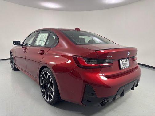 Vegas Red Metallic 2026 BMW 330 xDrive