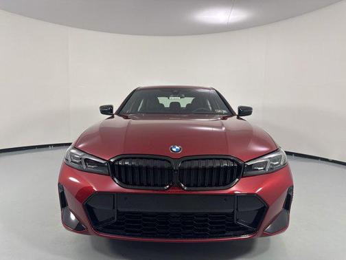 Vegas Red Metallic 2026 BMW 330 xDrive