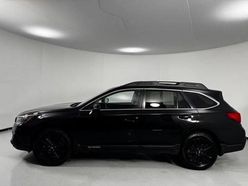 Crystal Black Silica 2019 Subaru Outback 2.5i Limited