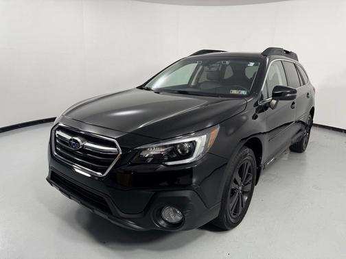 Crystal Black Silica 2019 Subaru Outback 2.5i Limited