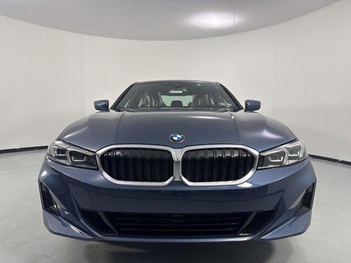 Arctic Race Blue Metallic 2026 BMW 330 xDrive