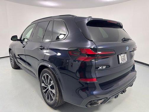 Carbon Black Metallic 2026 BMW X5 PHEV xDrive50e
