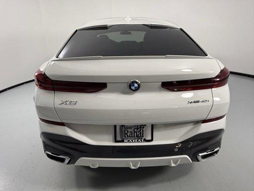 2023 BMW X6 xDrive40i