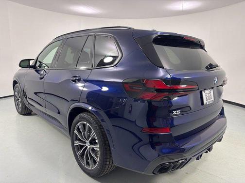 Tanzanite Blue II Metallic 2026 BMW X5 M60i