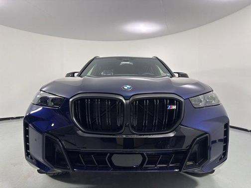 Tanzanite Blue II Metallic 2026 BMW X5 M60i