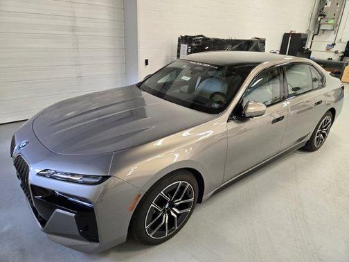 2025 BMW i7 xDrive60