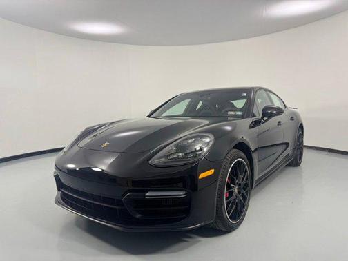 Chalk 2019 Porsche Panamera GTS