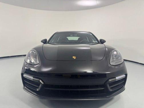 Chalk 2019 Porsche Panamera GTS